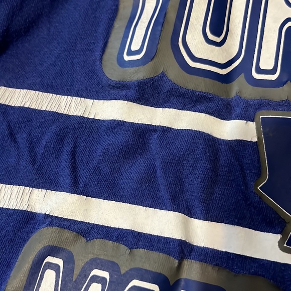 🟡Toronto Maple Leafs long sleeve - Picture 4 of 4